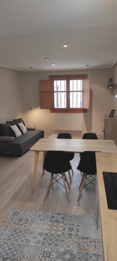 Apartamento Con Encanto En Casco Historico De Burgo Exteriör bild