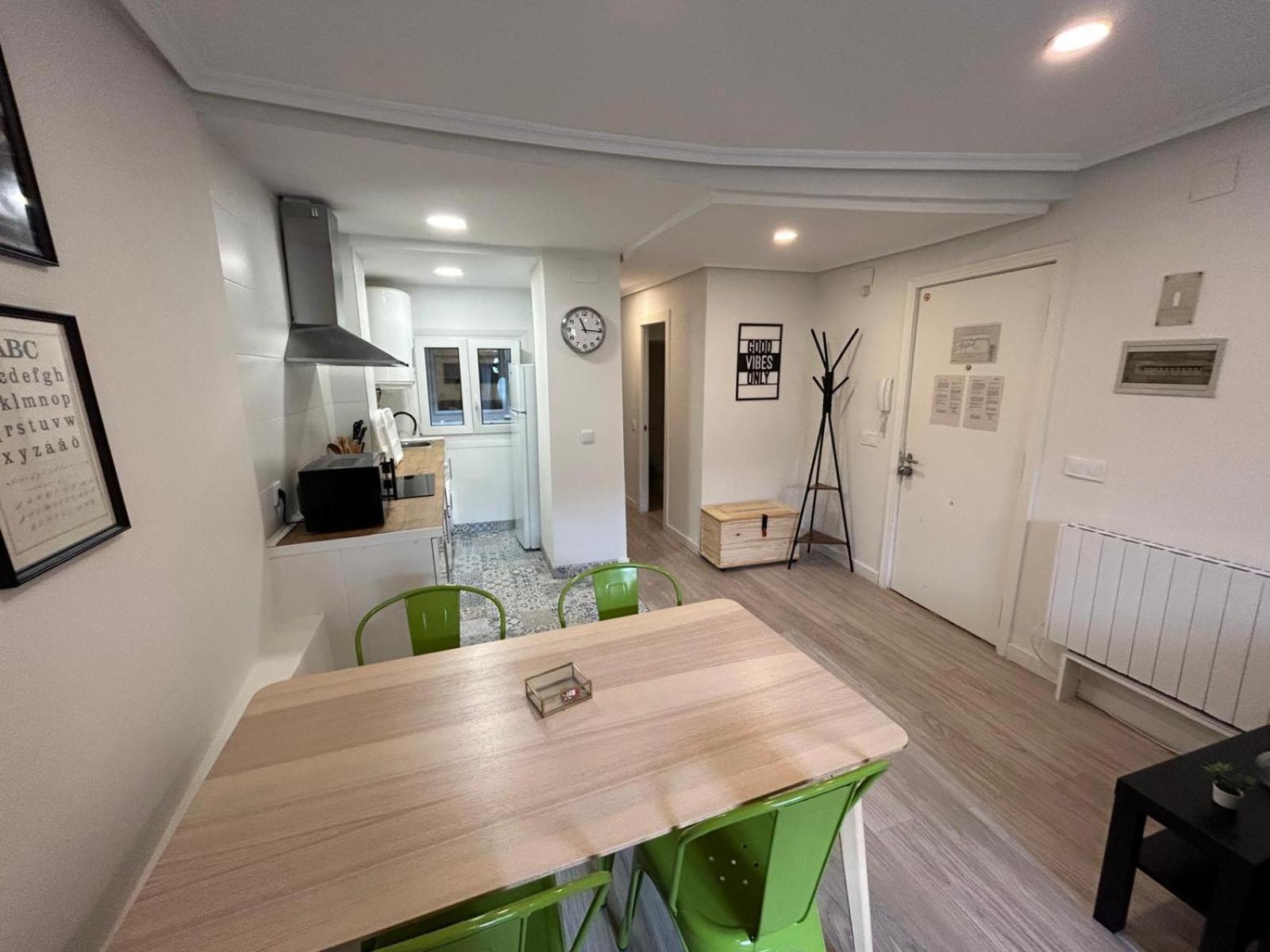Apartamento Con Encanto En Casco Historico De Burgo Exteriör bild